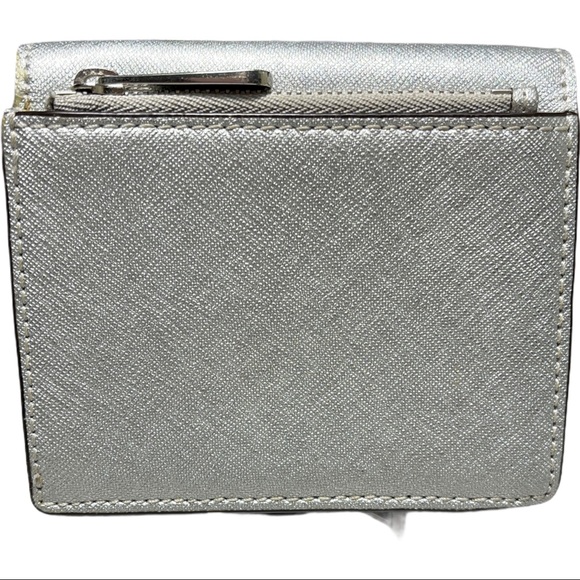 Michael Kors Wallet Silver - Picture 2 of 10
